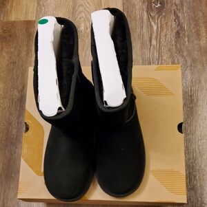 🔥Koolaburra by UGG Classic Short Womens  Black Winter Boots size 5W🔥